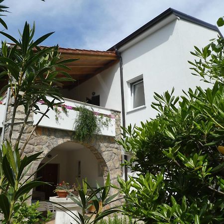 Apartments Milenka Punat Luaran gambar