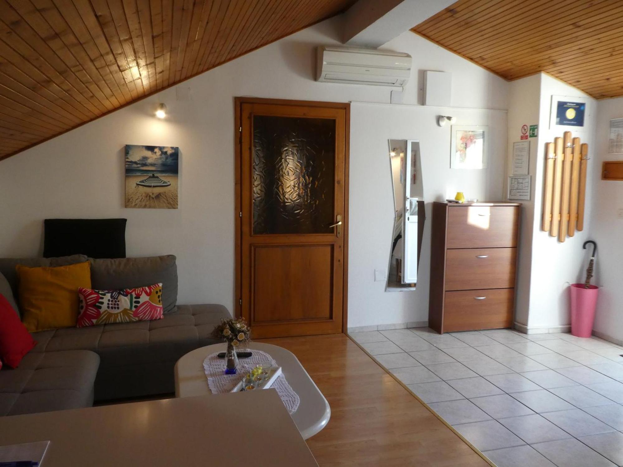 Apartments Milenka Punat Bilik gambar